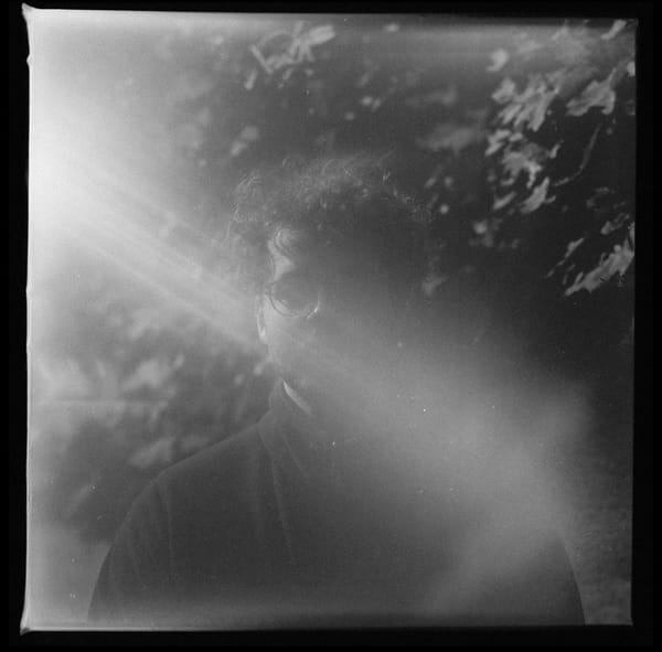 Behind the Art: Carsten Pölking and the Intimate Dialogue of the Aroma EP Cover